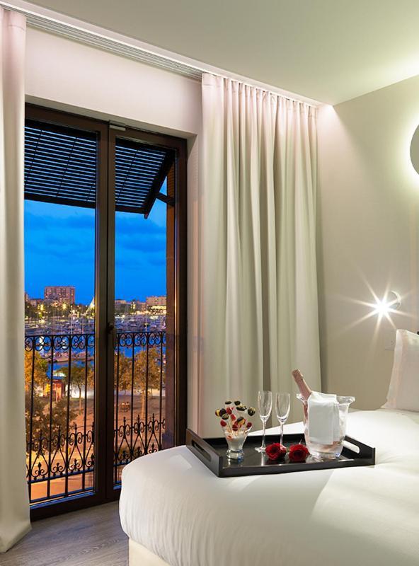 Classic Double Room harbour view