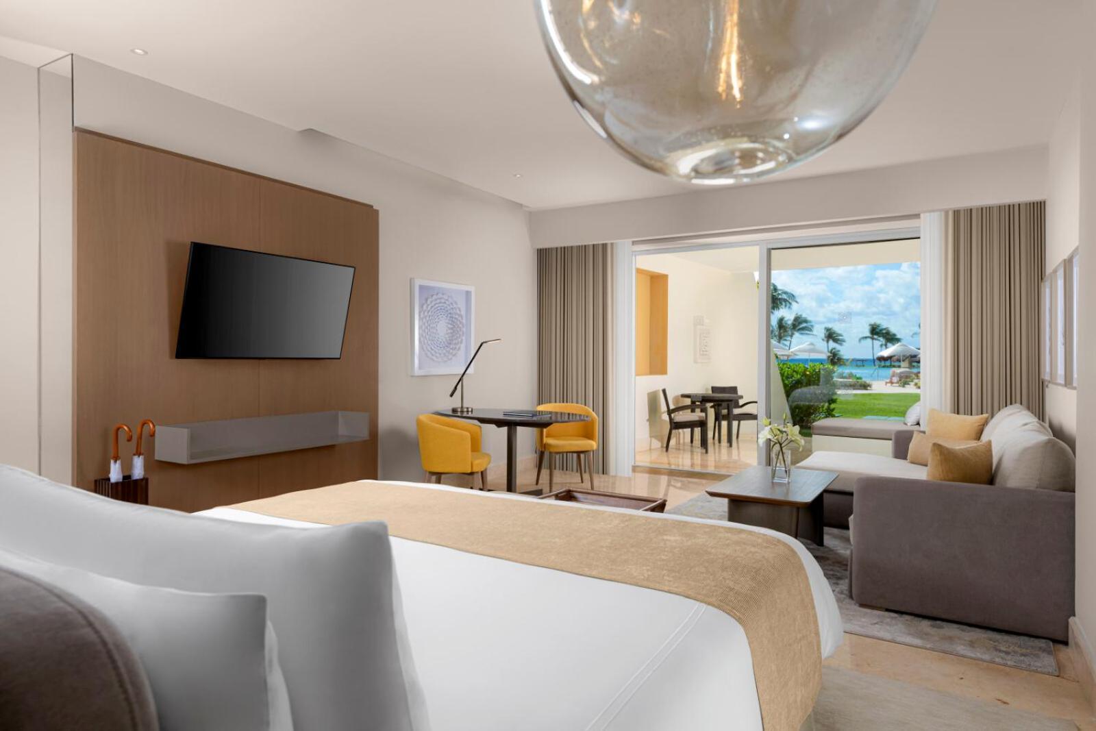 Ambassador Suite Ocean View