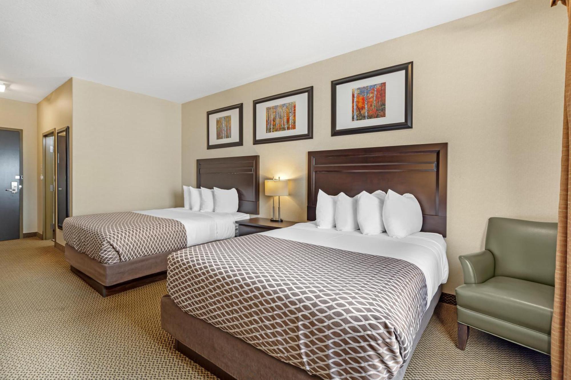 Queen Room with Two Queen Beds - Non-Smoking
