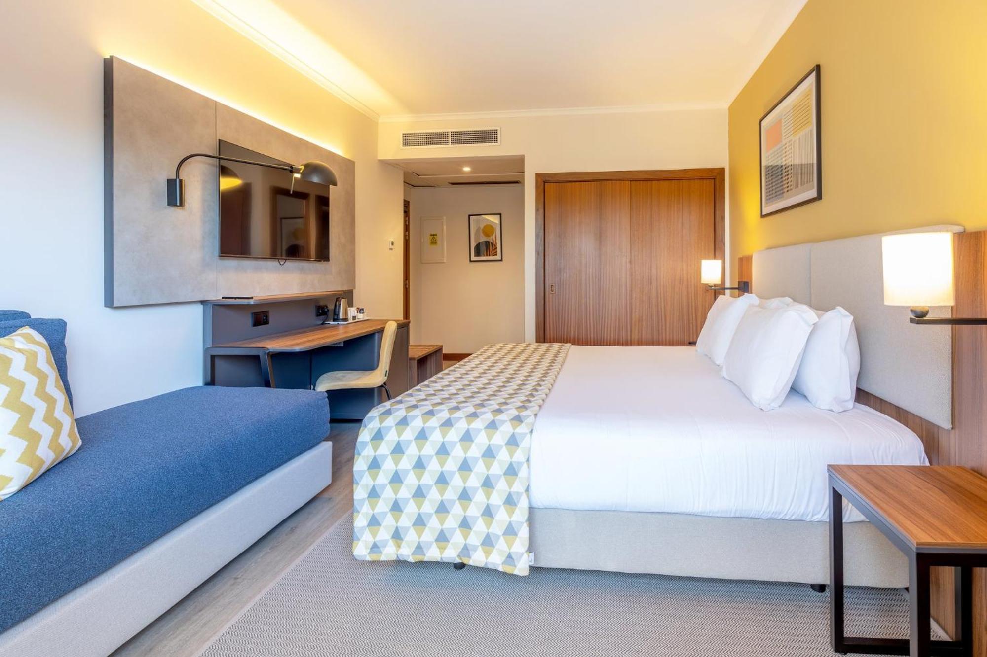 Standard Double Room Furnished Balcony Single Sofa Bed