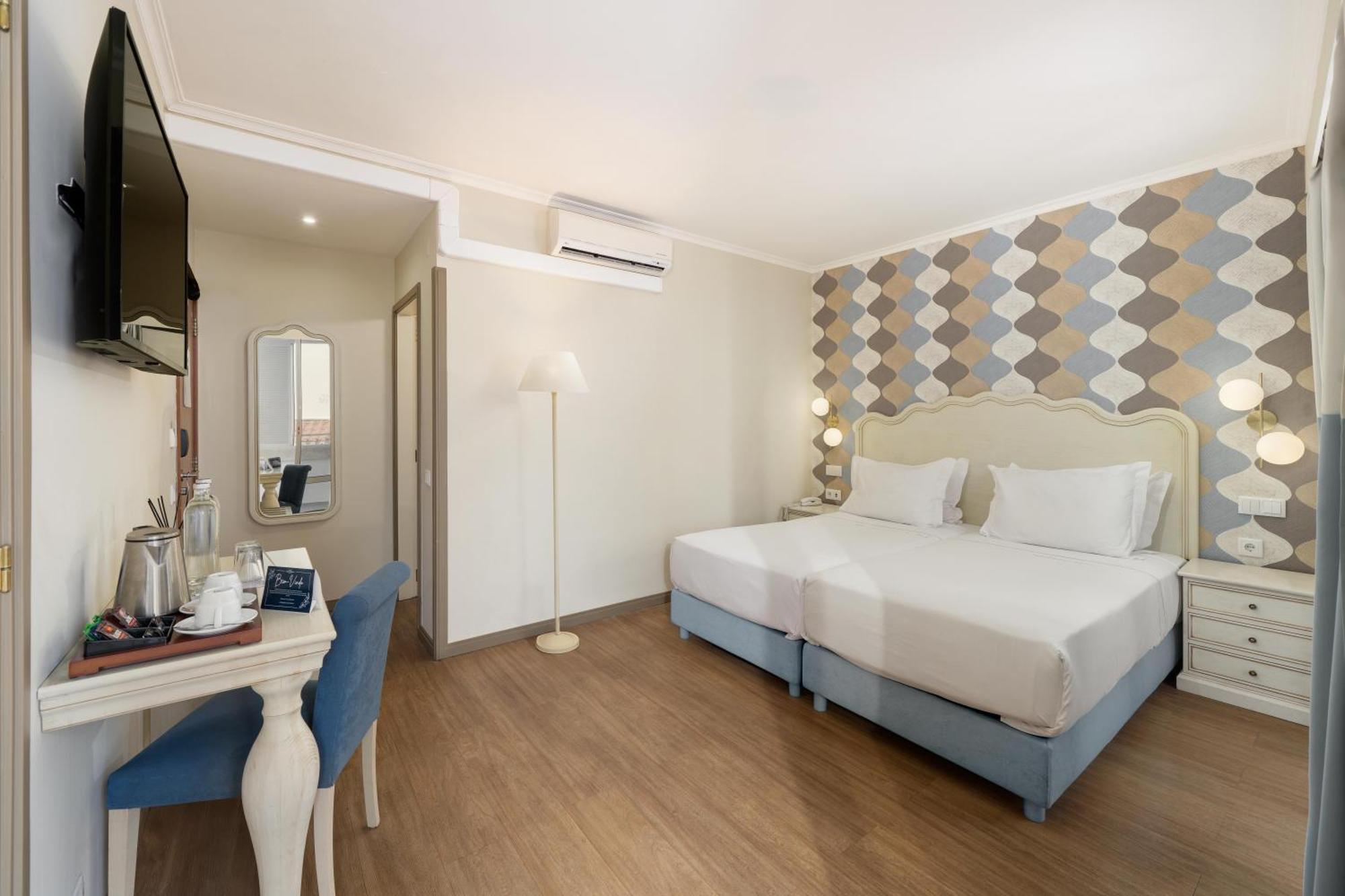 Superior Twin Room Balcony