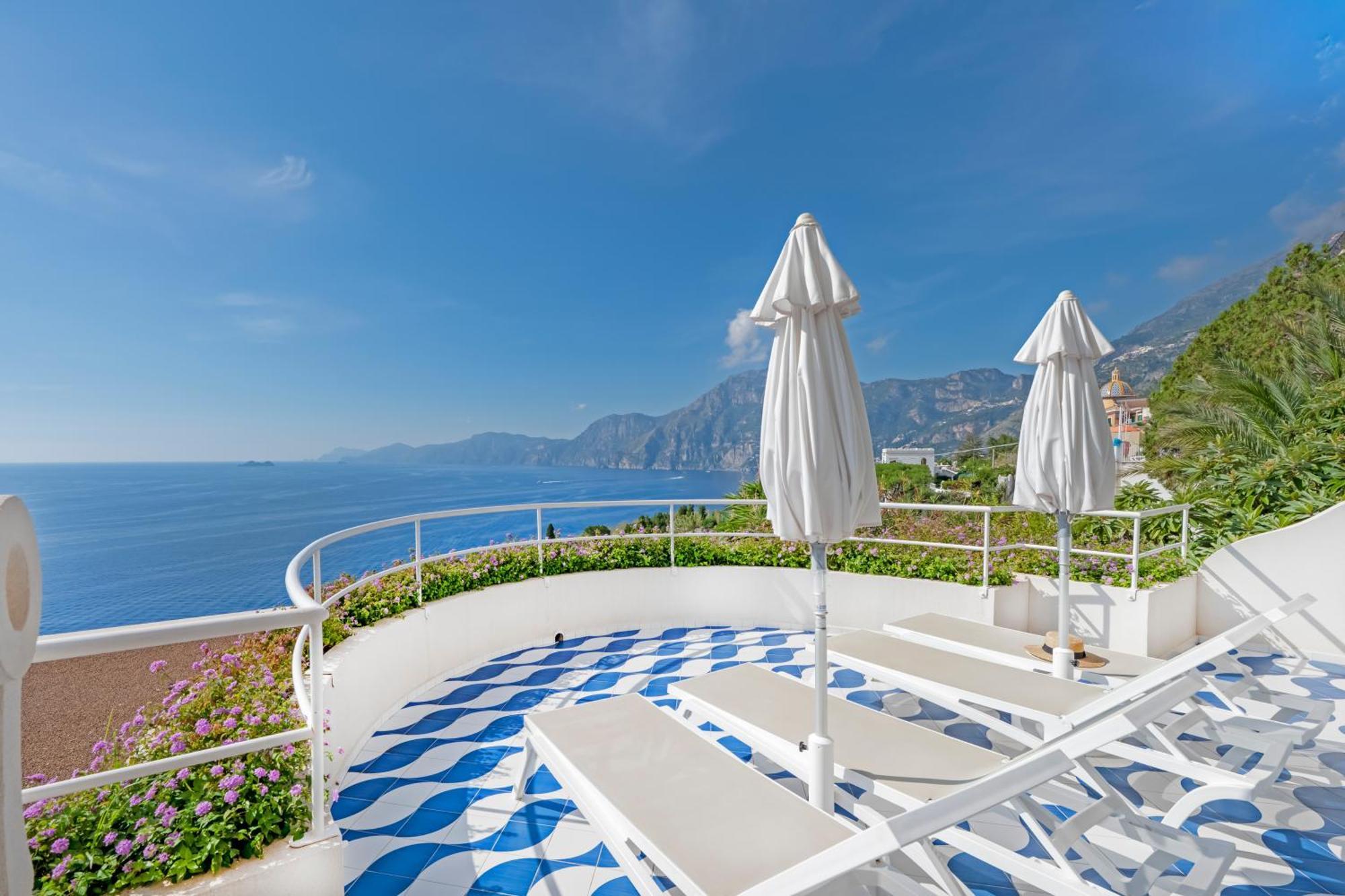 Double Room Shared Terrace Sea View