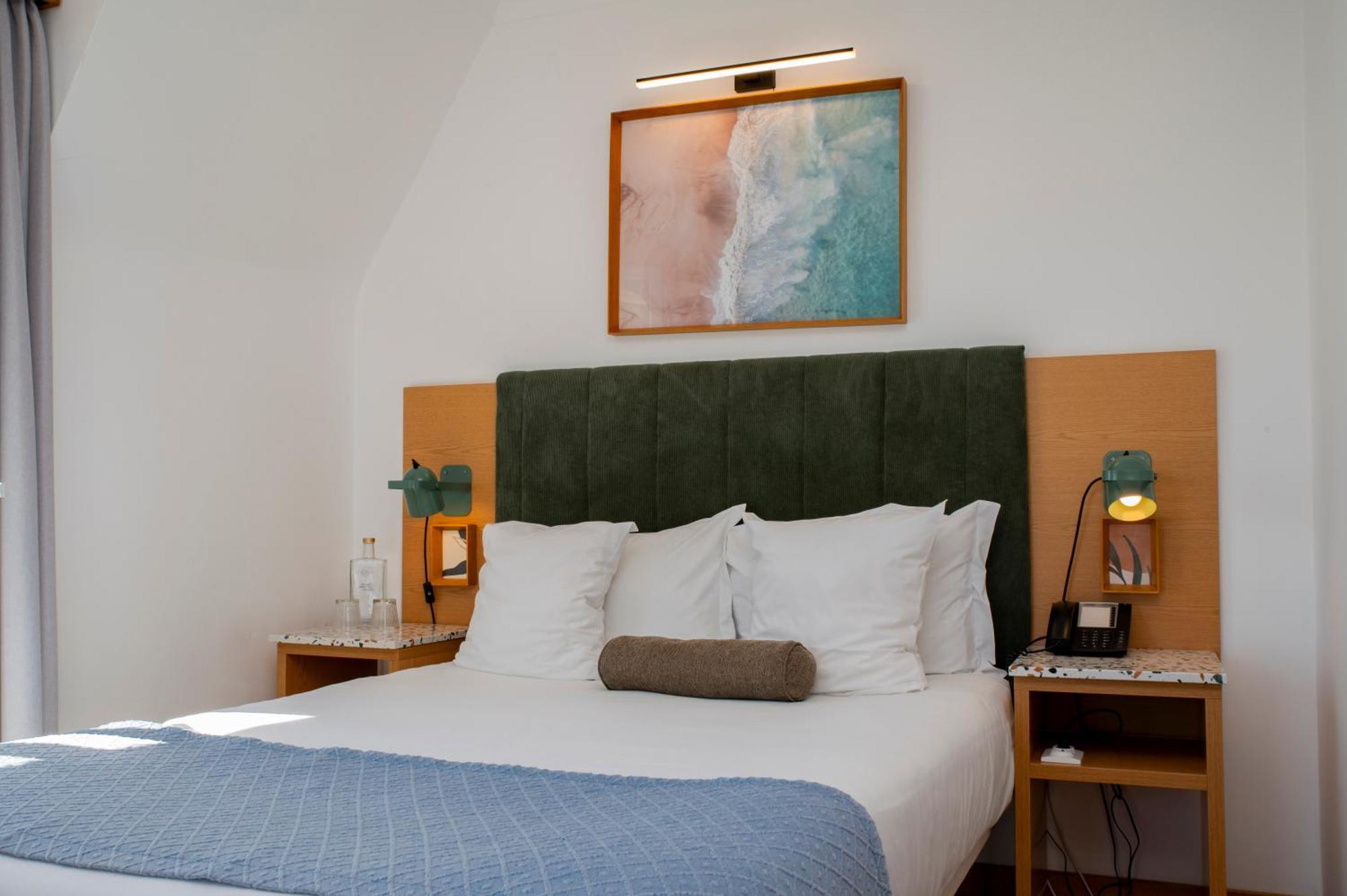 Double or Twin Room Sea View