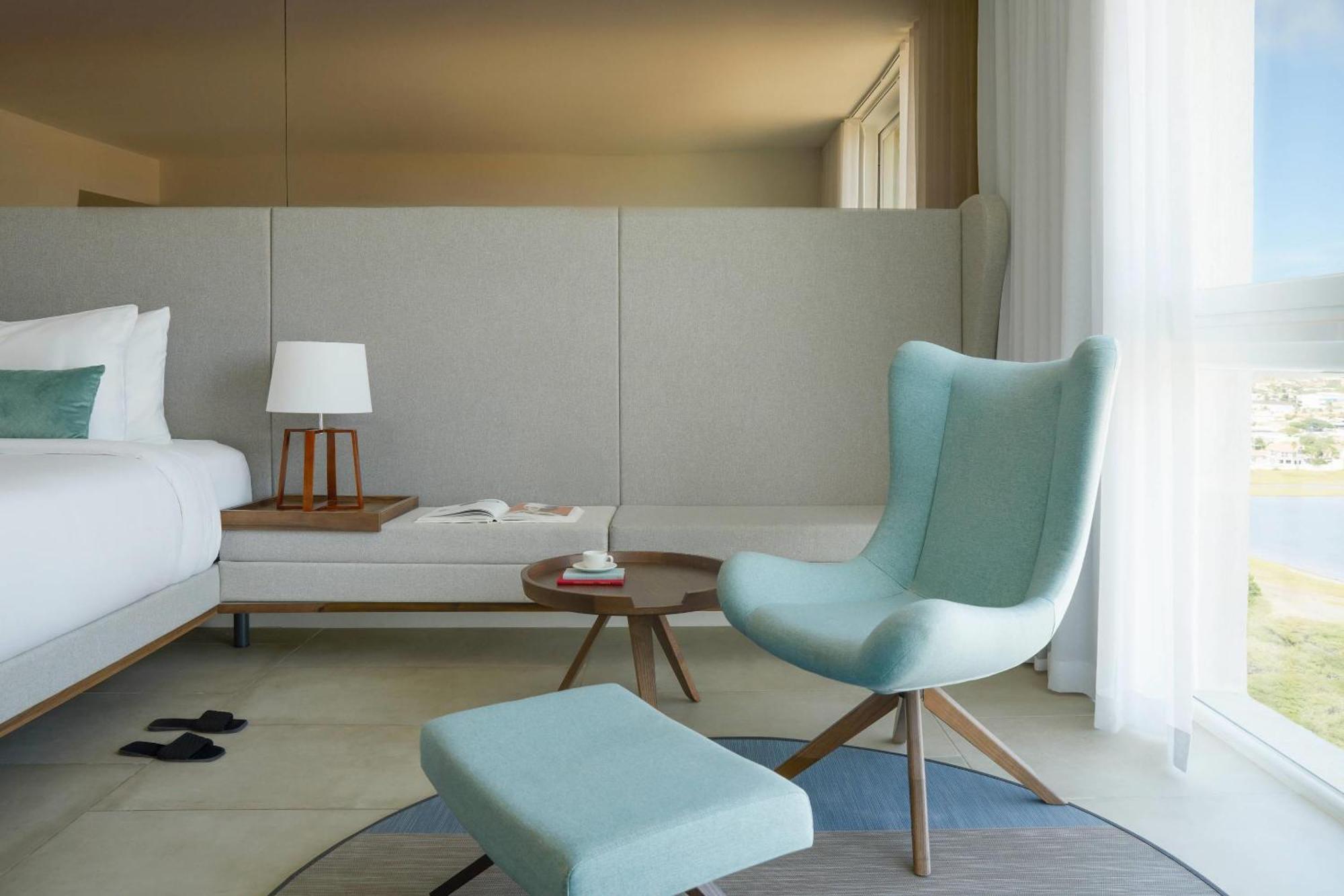 Three-Bedroom Premium Suite with Island View,1743373496:JPEG
