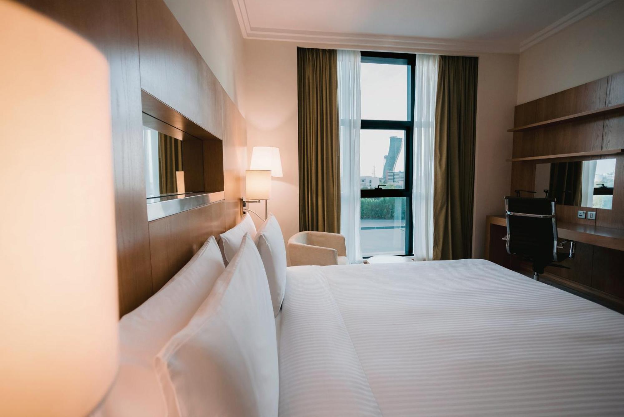 Quarto Standard com Cama King-size e Vista da Cidade - Não Fumantes