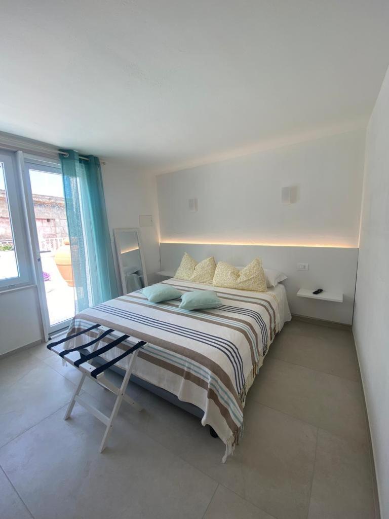 Deluxe Double Room Side Sea View