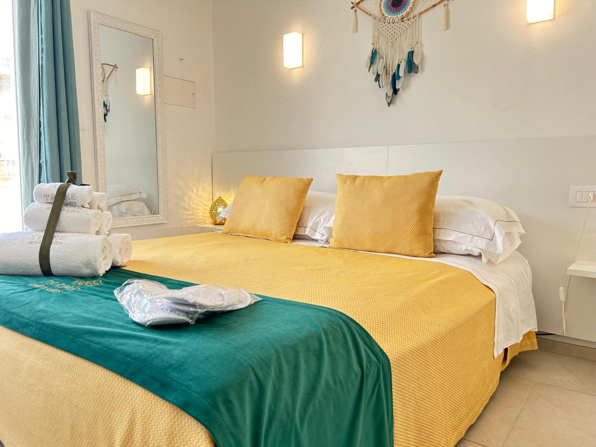 Deluxe Double Room Side Sea View