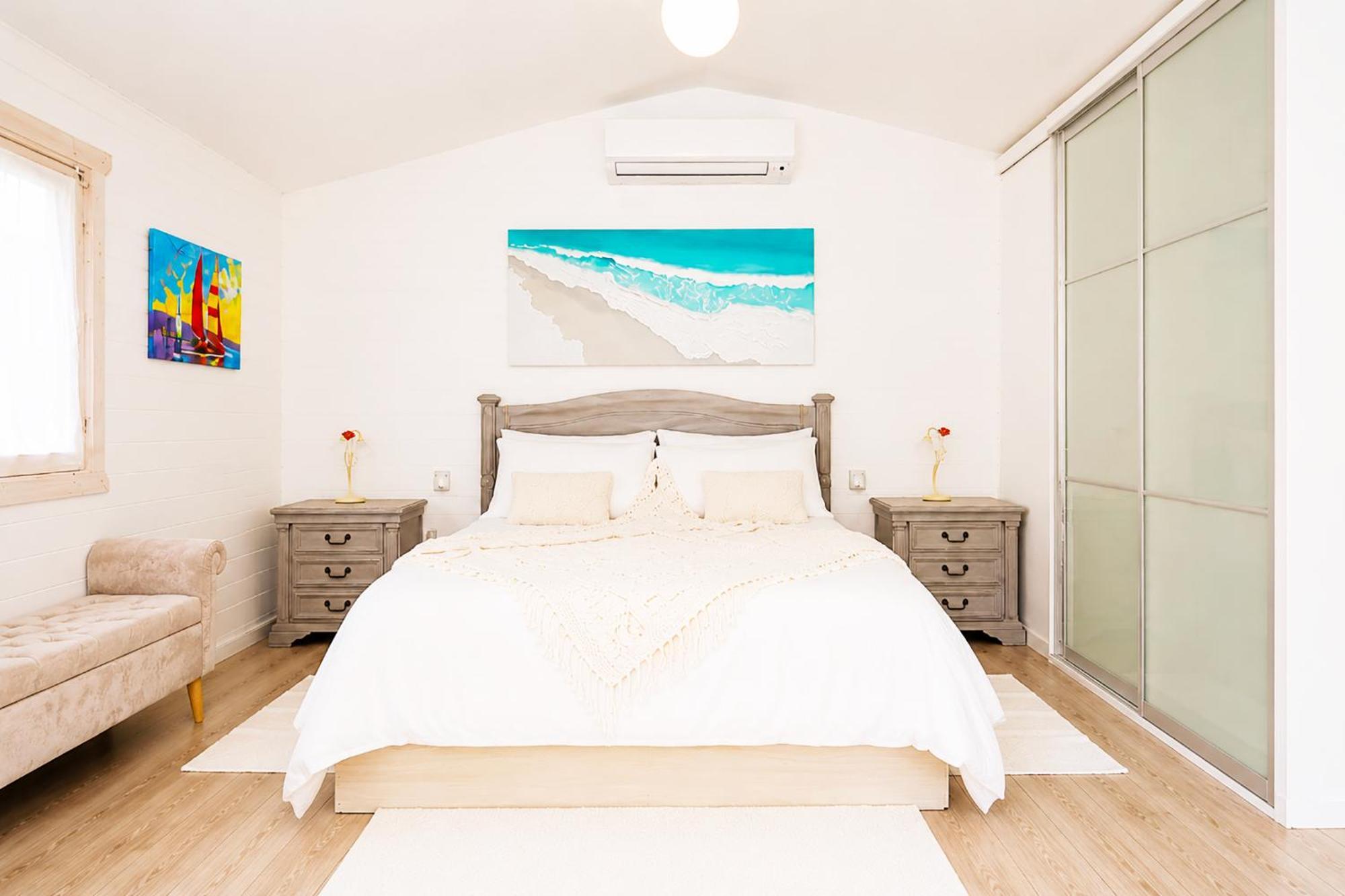 Double Room Private Bathroom