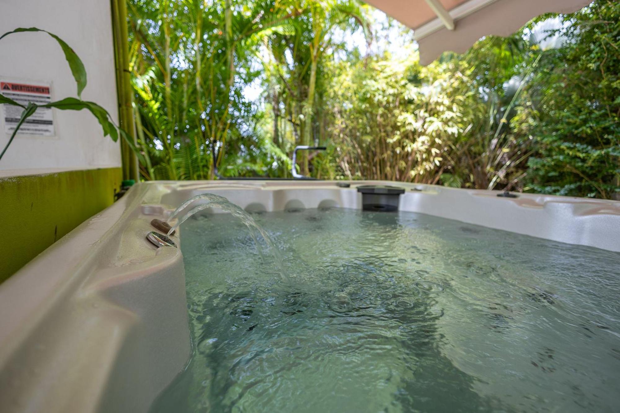 Suite Hot Tub