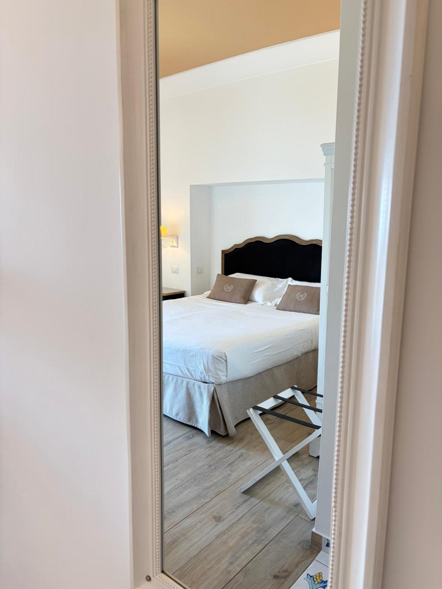 Deluxe Double Room Sea View