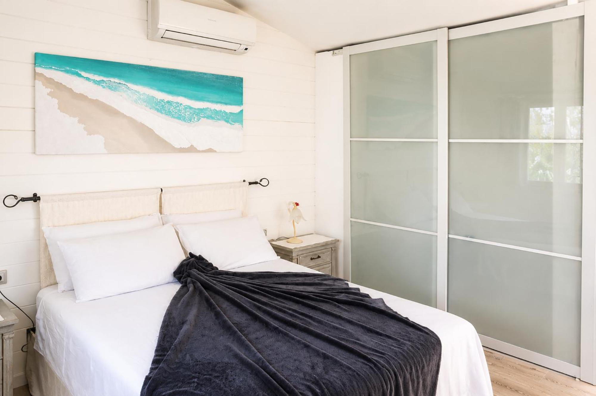 Double Room Private Bathroom