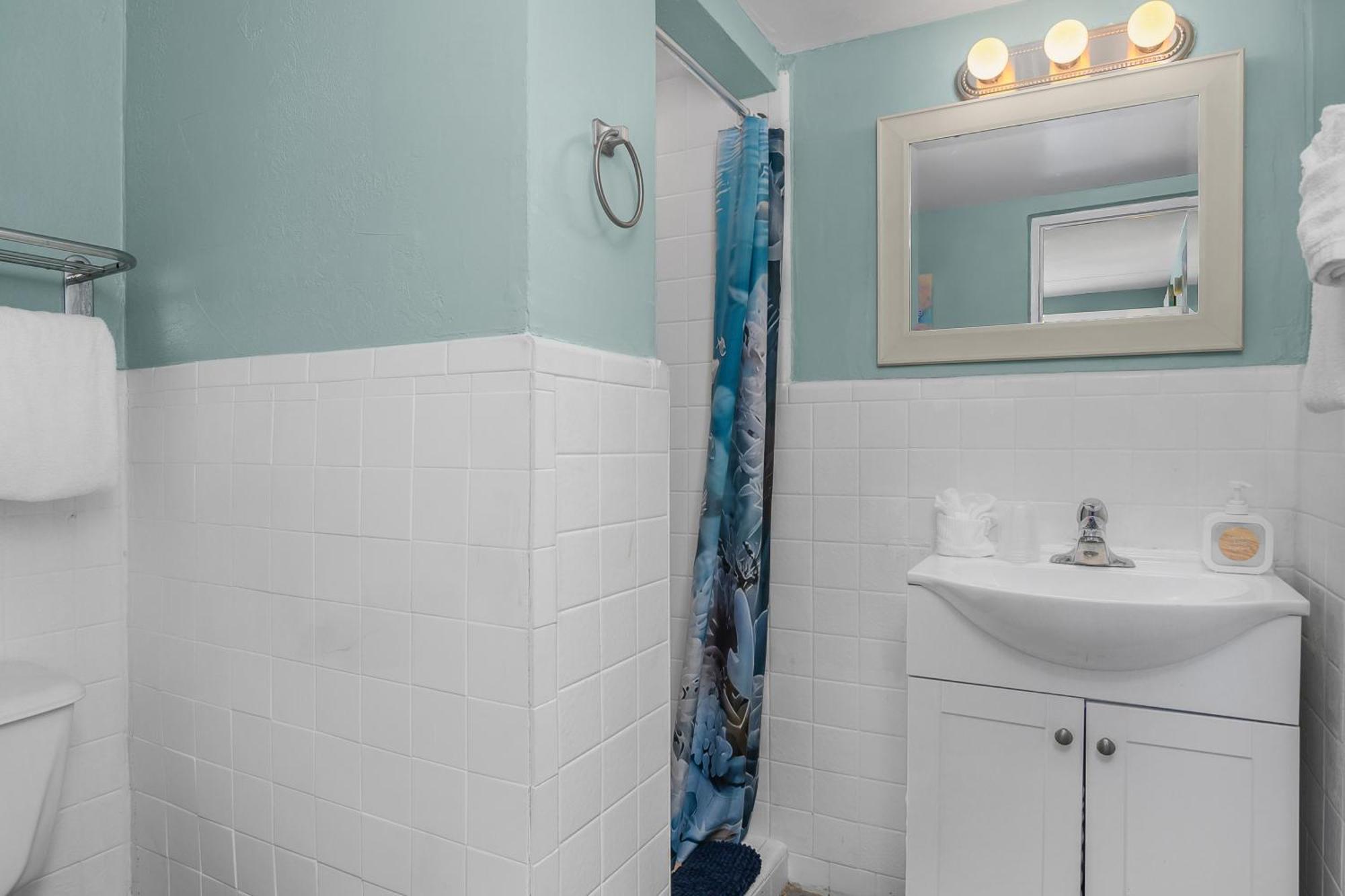 Deluxe Queen Room with Two Queen Beds