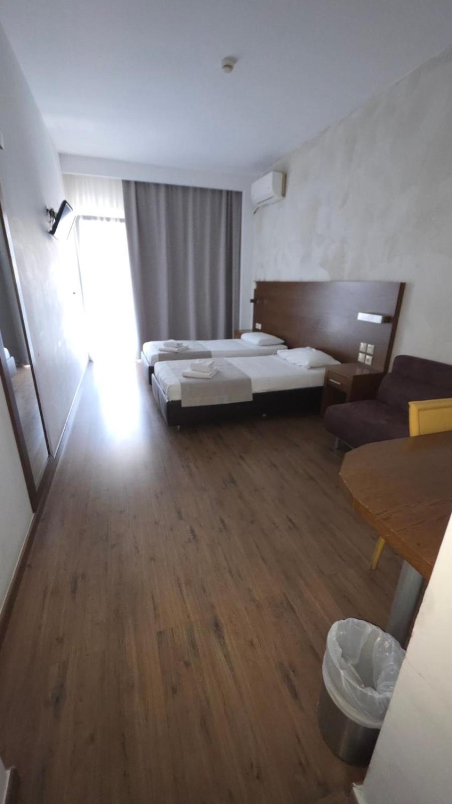 Comfort Connecting Room