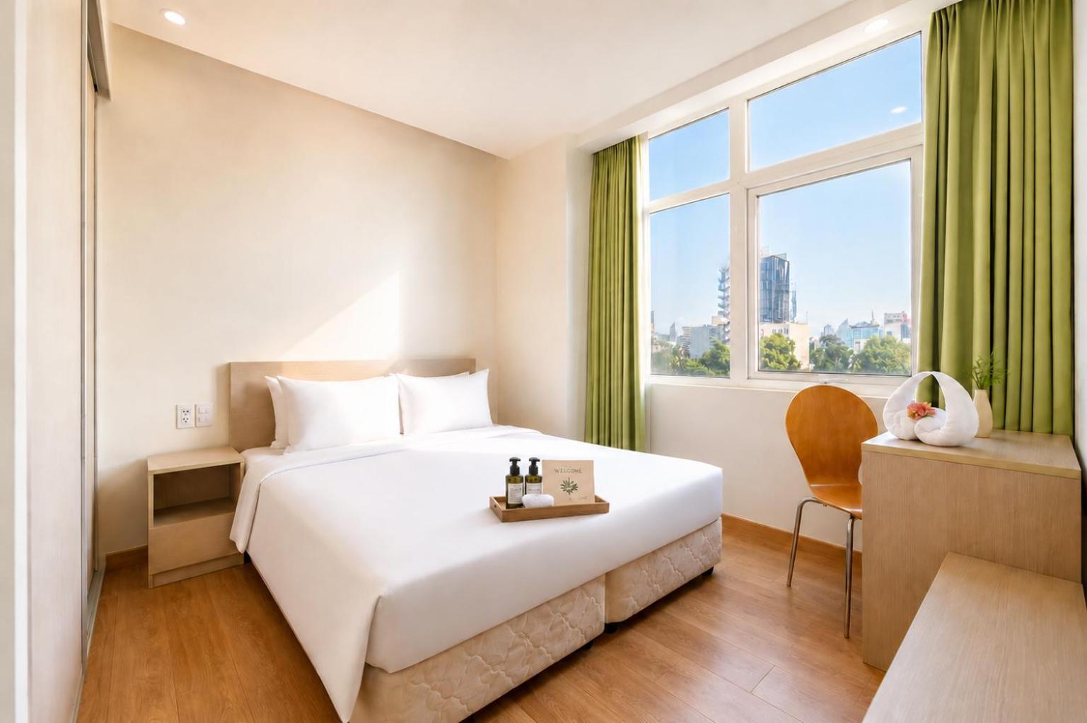 Deluxe One-Bedroom Apartment
