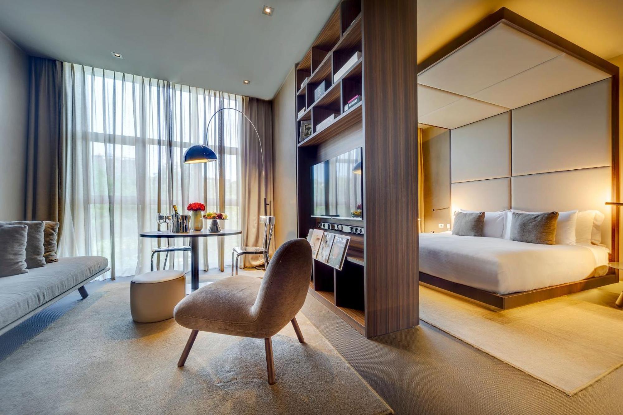 Extra ME Junior Suite City VIew