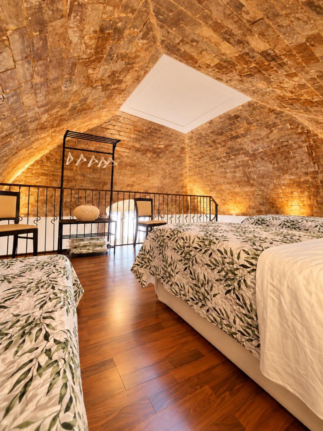 Duplex Quadruple Room