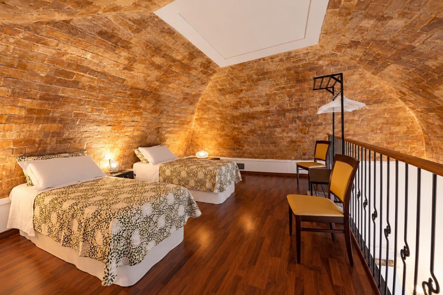 Duplex Quadruple Room