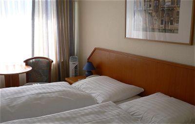 Quadruple Room,44782381:JPEG