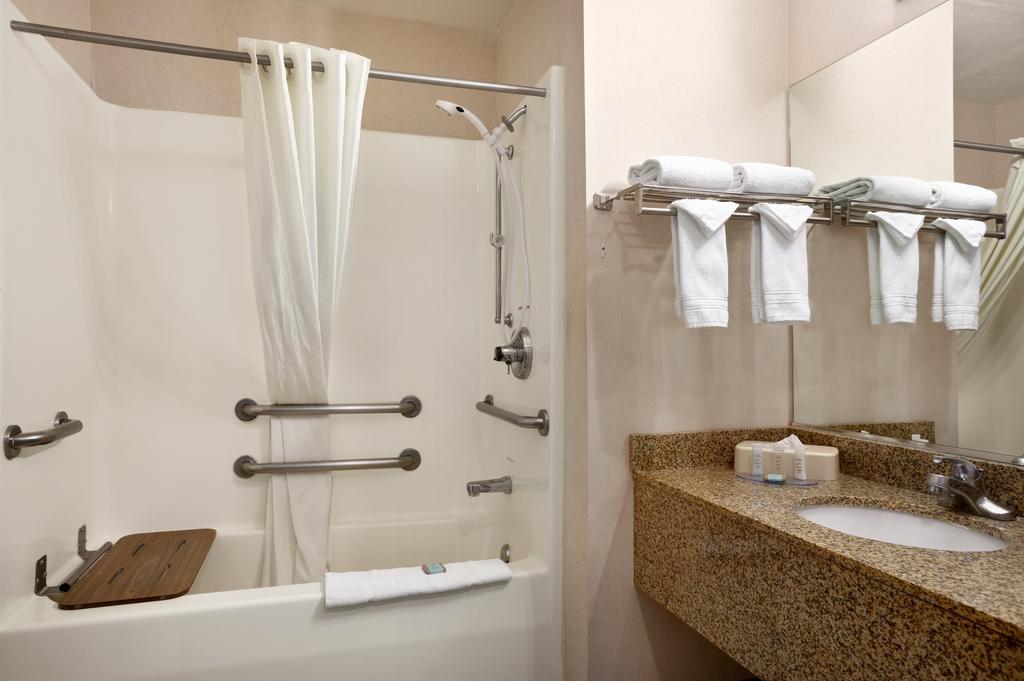 King Room Mobility Accessible or Non-Smoking