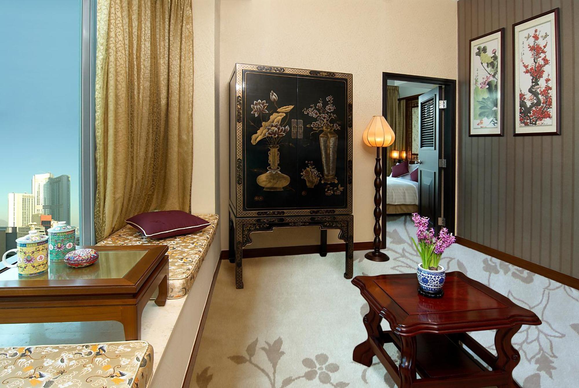Suite mit Hafenblick und Balkon
