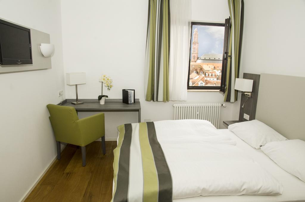Small Double Room