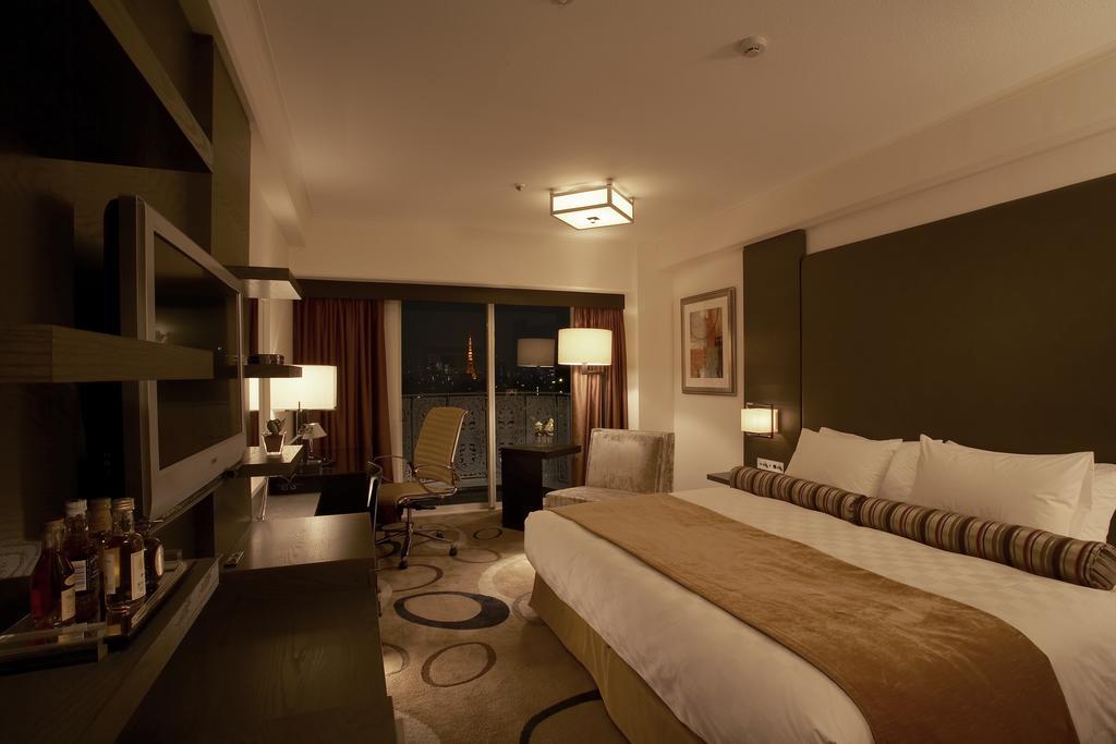 Club Zimmer mit Kingsize-Bett, Zugang zur Club Lounge und inbegriffenem Club Lounge Frühstück – Nichtraucher