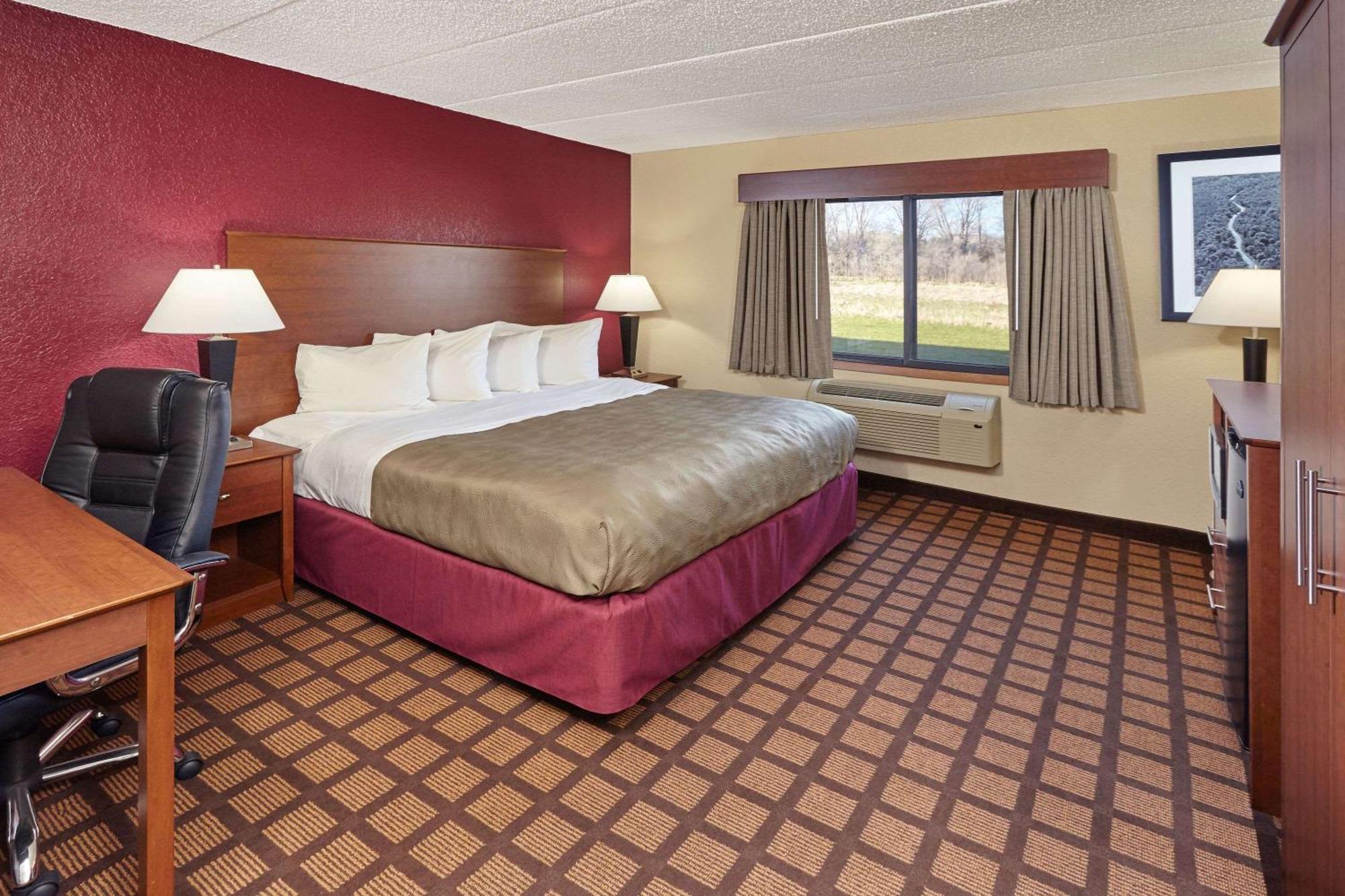 King Room Mobility Access or Non-Smoking
