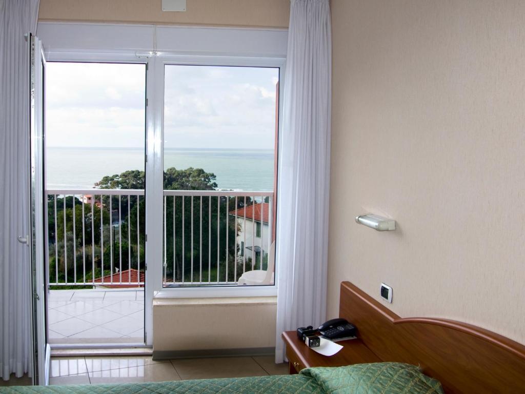 Double Room Sea View