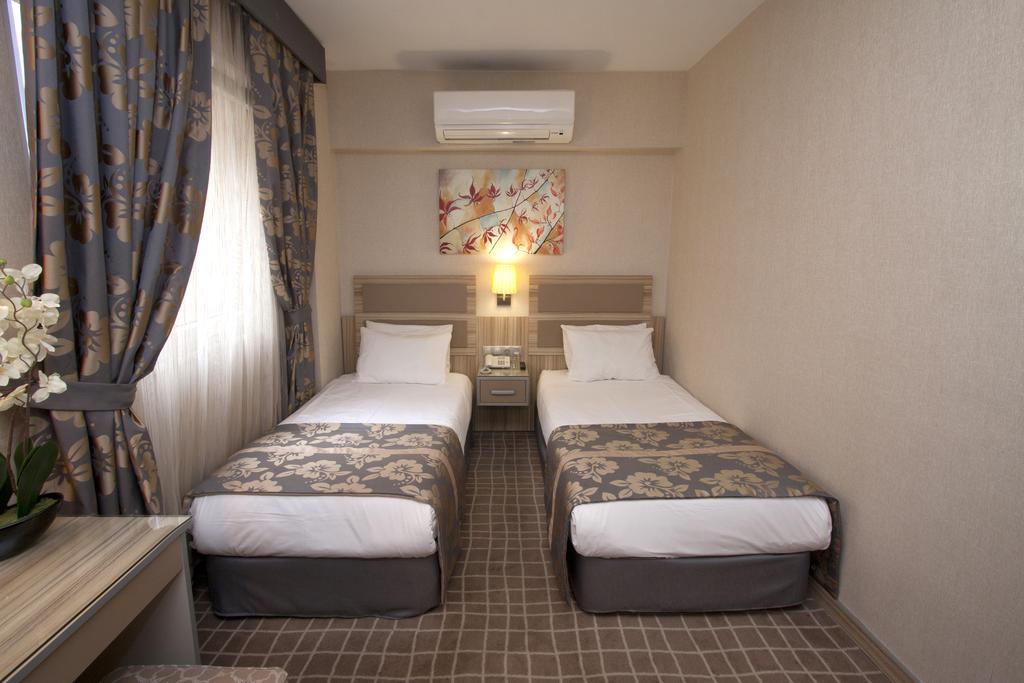 Standaard Kamer met 2 Bedden