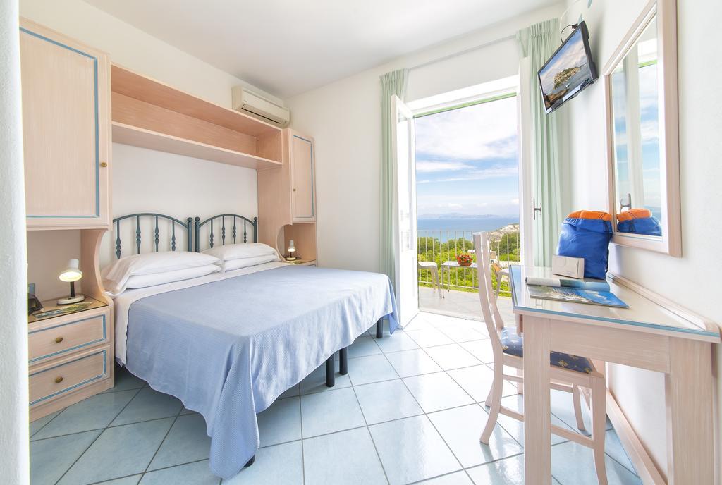 Double Room Sea View,1662982232:JPEG