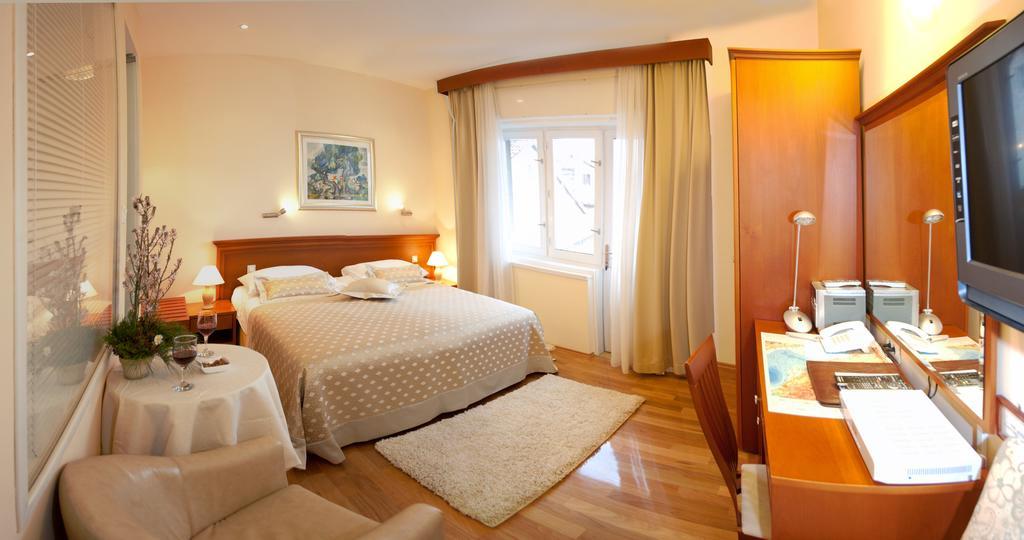 Superior Double or Twin Room,250968665:JPEG