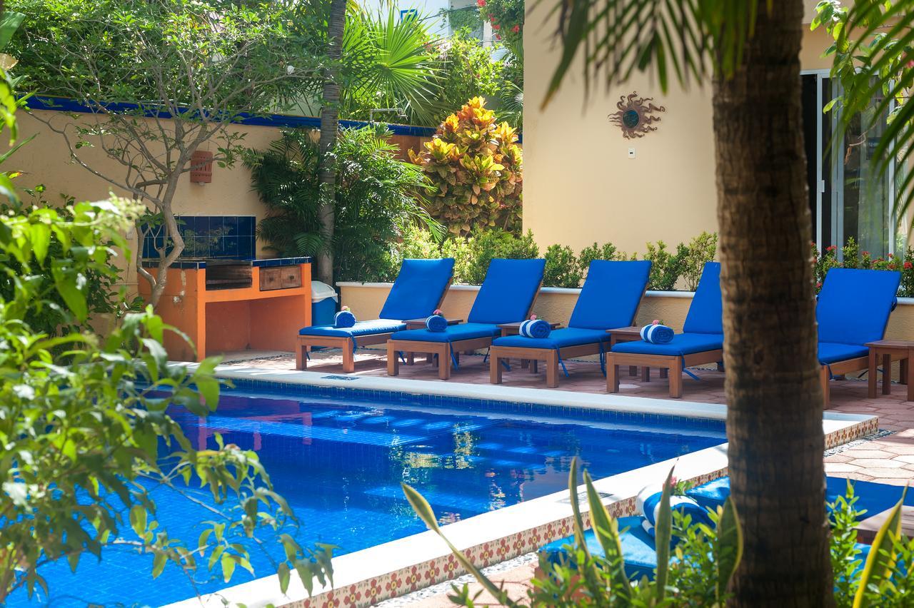 One bedroom apartment with garden View