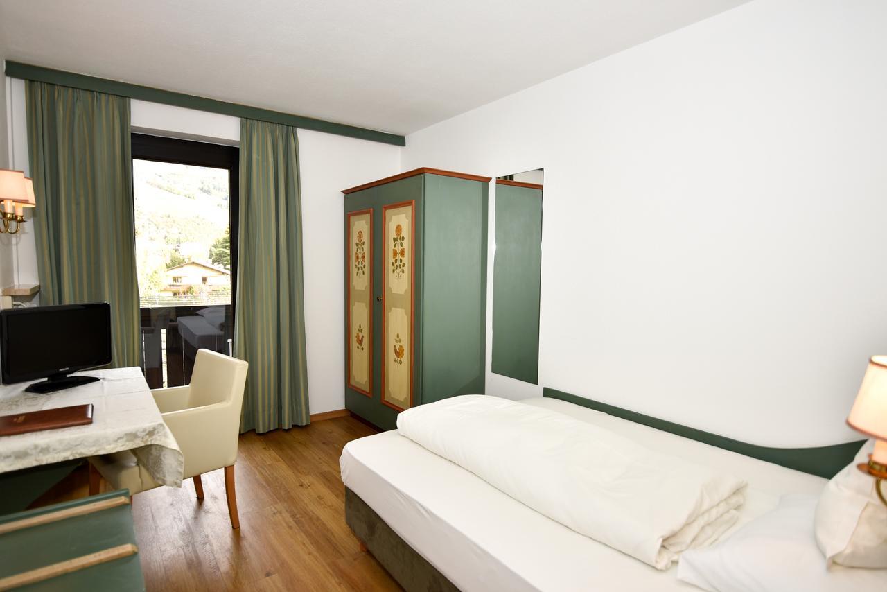 Single Room Balcony
