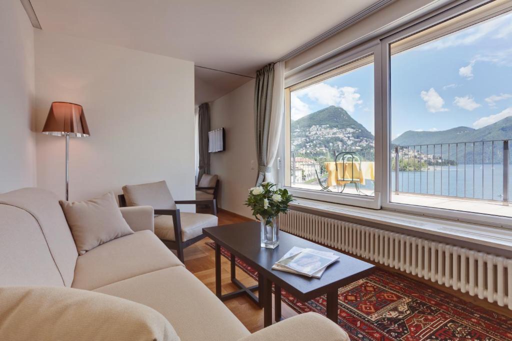 Two-Bedroom Suite with Lake View and Terrace