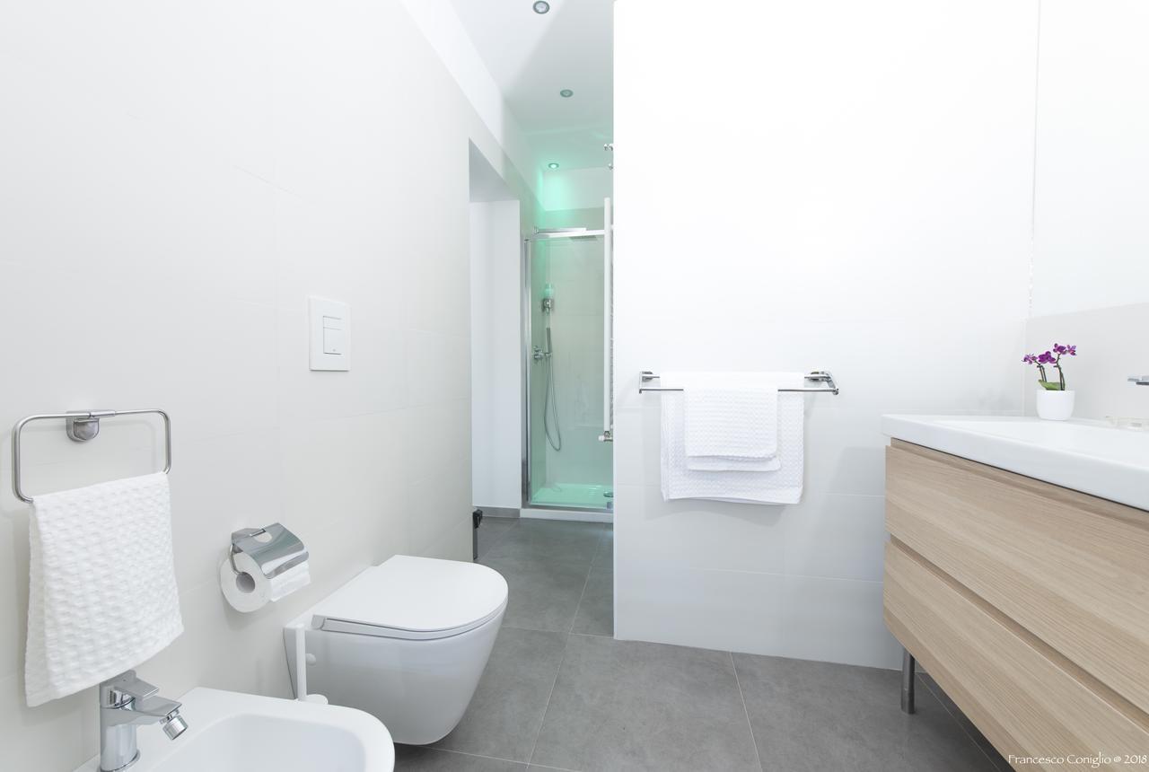 Twin Room Private Bathroom