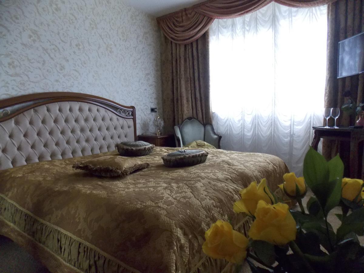 Standard Double Room,663641973:JPEG