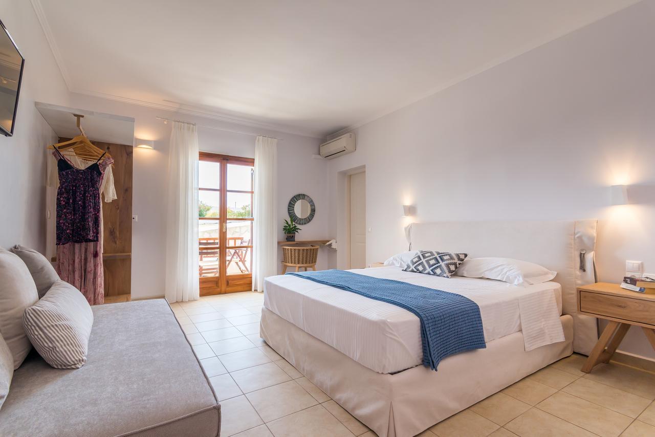 Habitación Familiar con vistas al jardín