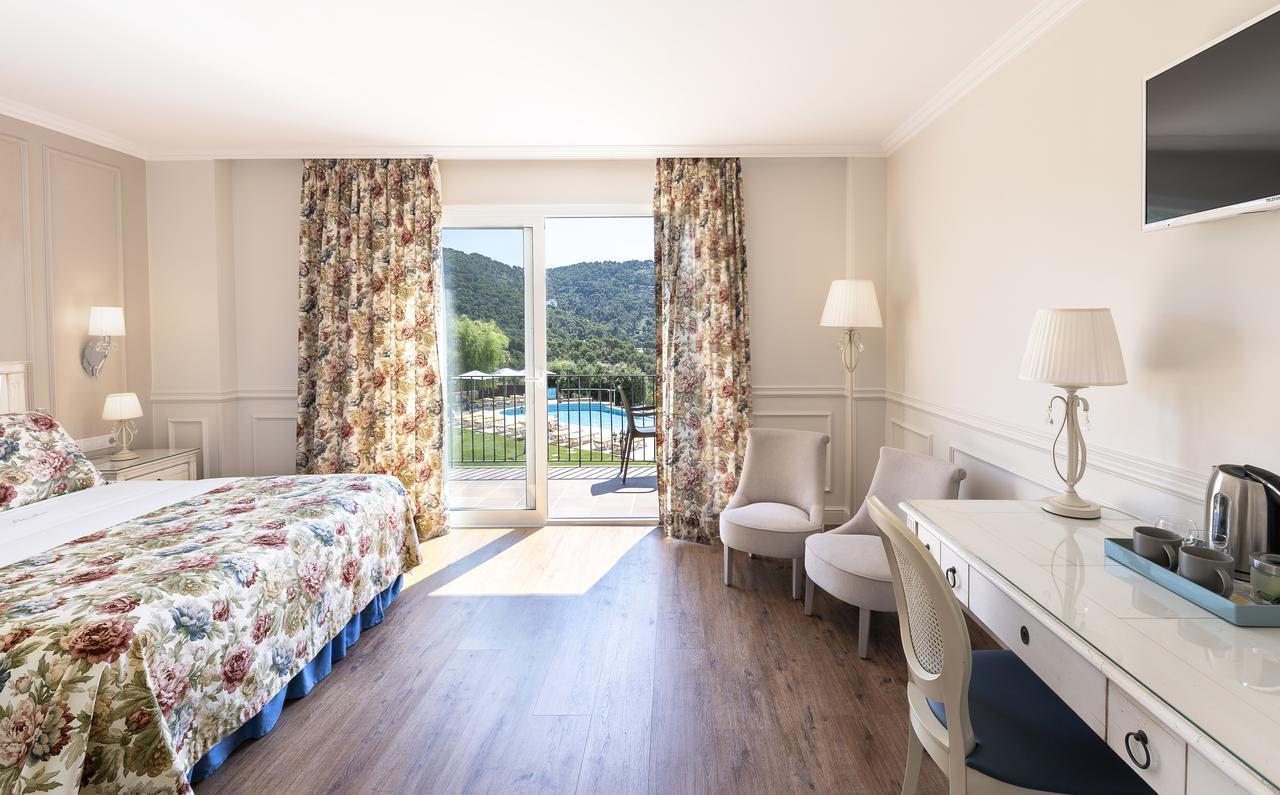 Premium Double Room with Sea View,666469731:JPEG