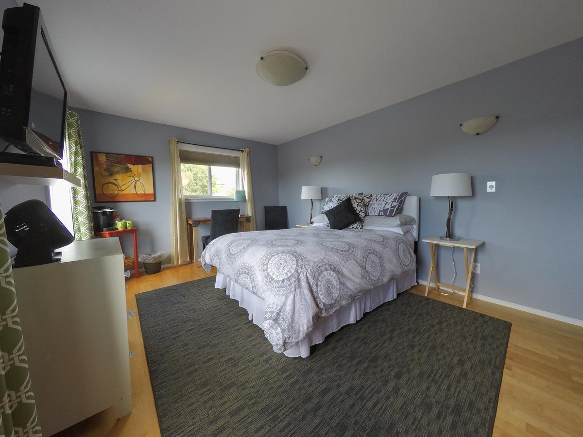 Queen Room with Ocean View