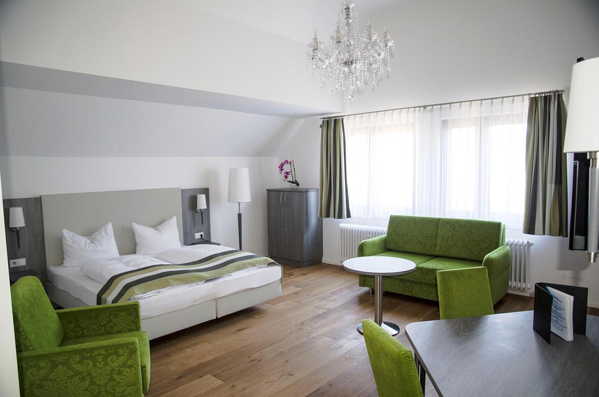 Grand Deluxe Double or Twin Room