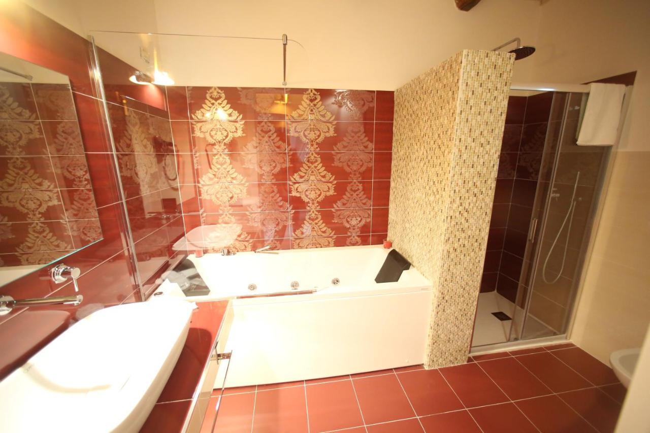 Deluxe Double Room Spa Bath