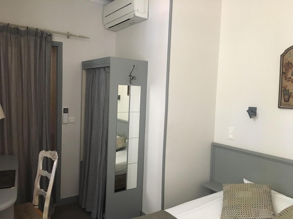 Double Room with Shared Toilet