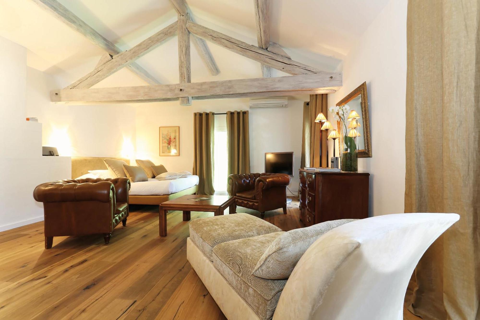 Junior Suite with Garden View