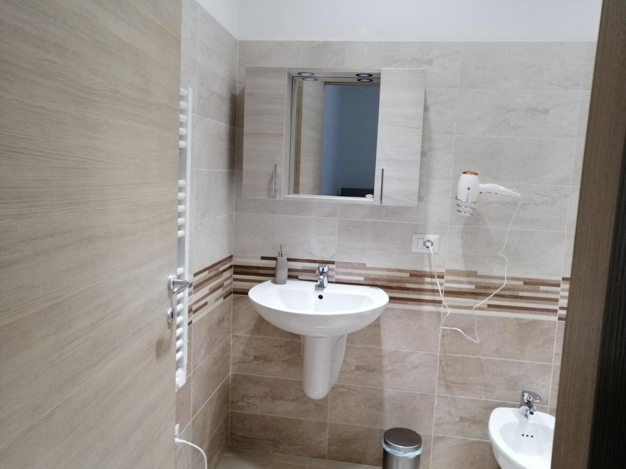 Triple Room Private Bathroom