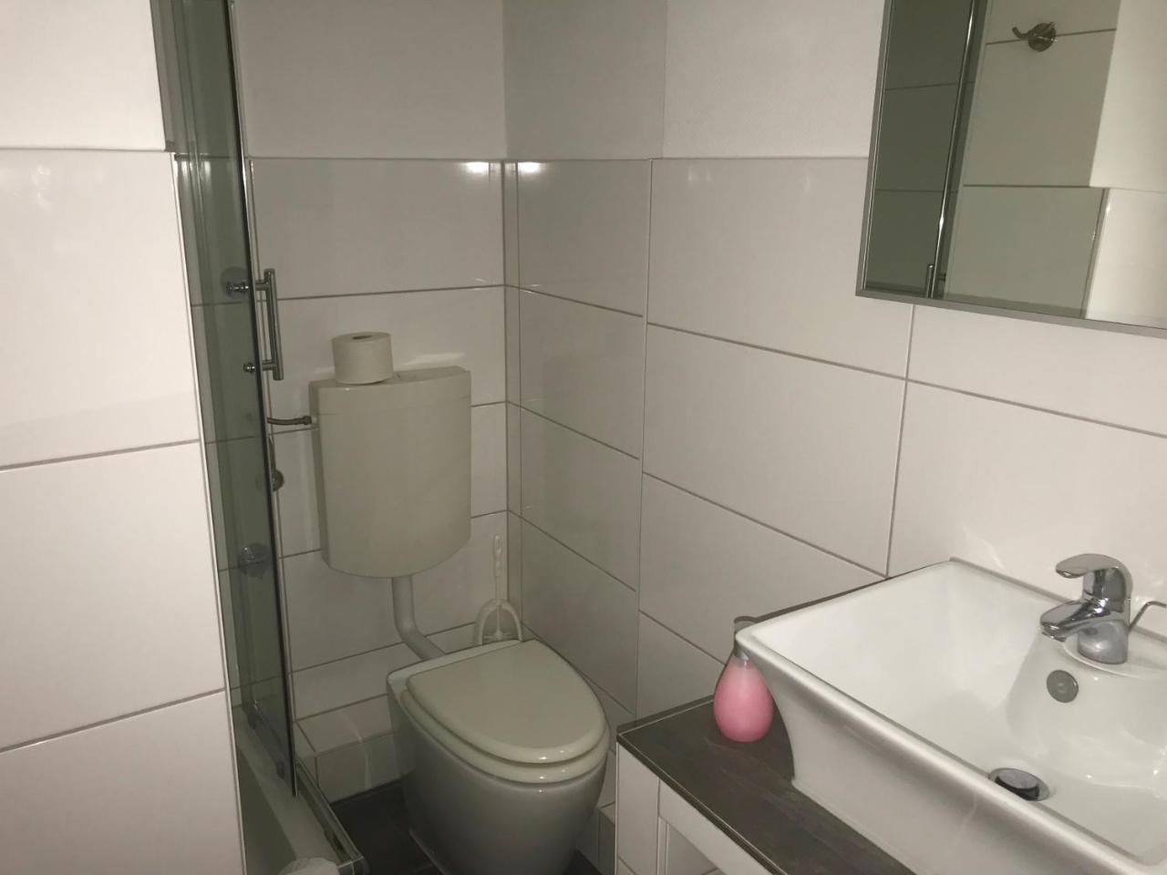 Economy Single Room,769689190:JPEG