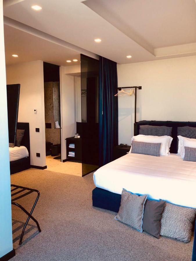 Junior Suite King Queen Bed Terrace