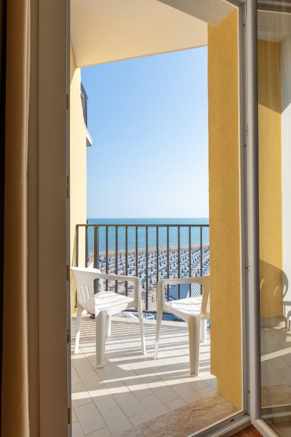 Comfort Single Room Partial Sea View