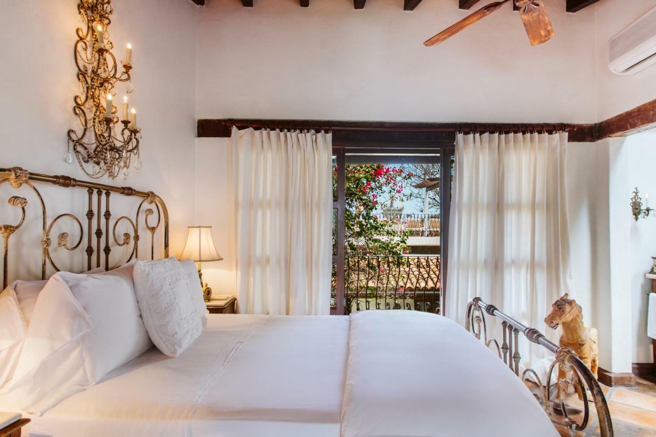 Junior Suite - Crown View