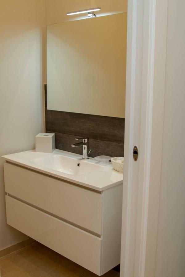 Deluxe Suite Spa Bath