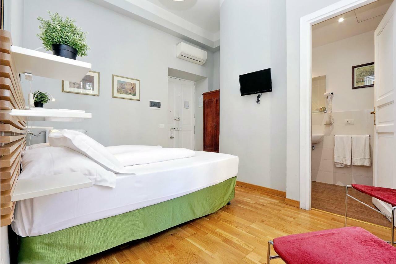 Suite Kitchenette